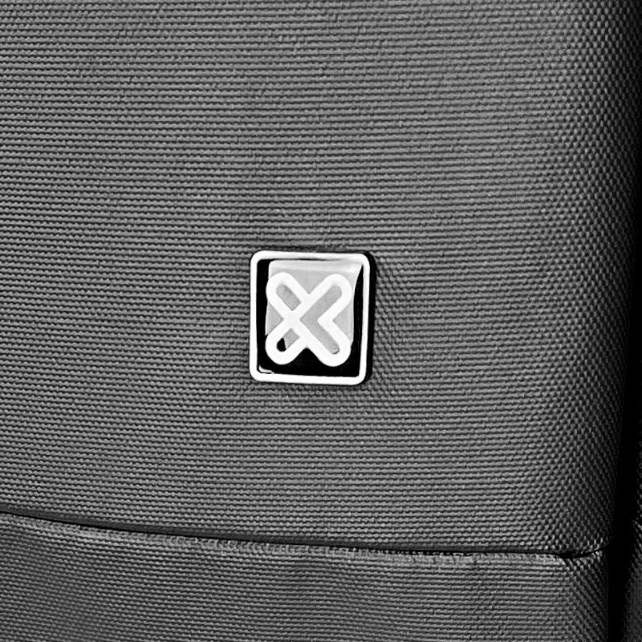 KlipXtreme 15.6" Bizman Backpack & Notebook Case (KNS-895)